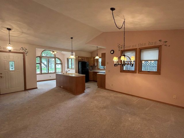 2313 Morningside Drive, Janesville, WI 53546
