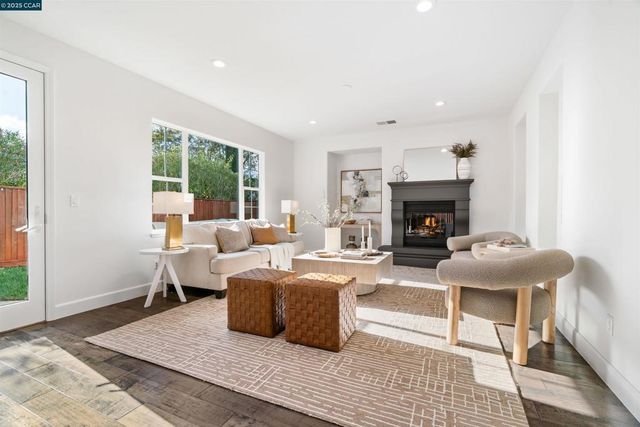 108 Geranium Ct, San Ramon, CA 94582