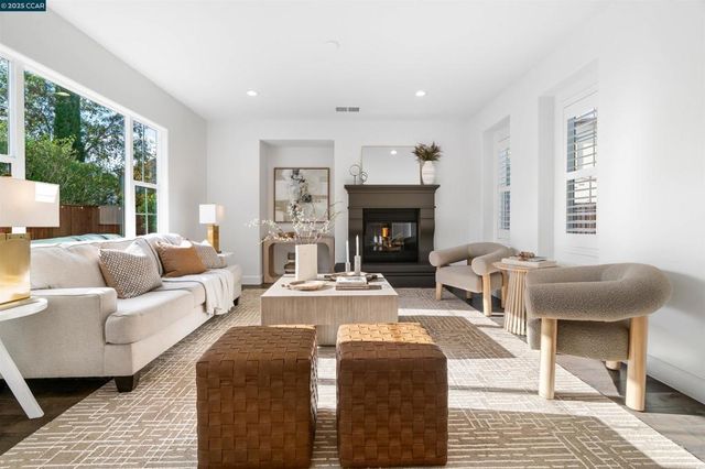 108 Geranium Ct, San Ramon, CA 94582