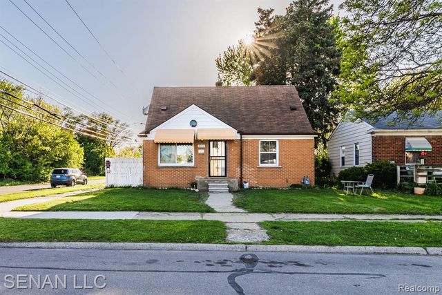 6001 Warwick Street, Detroit, MI 48228