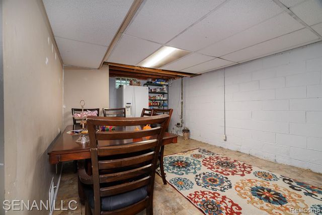 6001 Warwick Street, Detroit, MI 48228