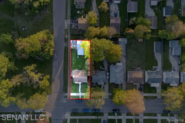 6001 Warwick Street, Detroit, MI 48228