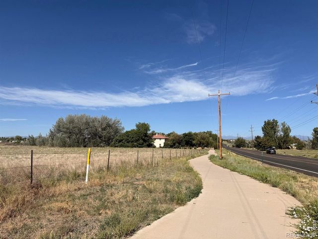 5818 County Road 22, Longmont, CO 80504