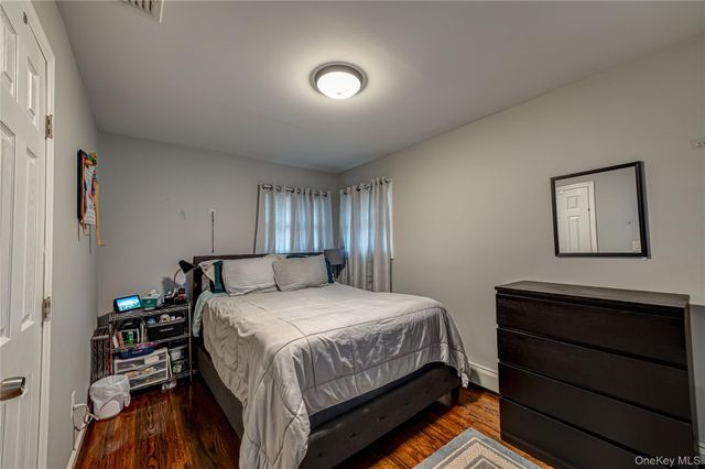 36 Leigh Street, Huntington, NY 11743