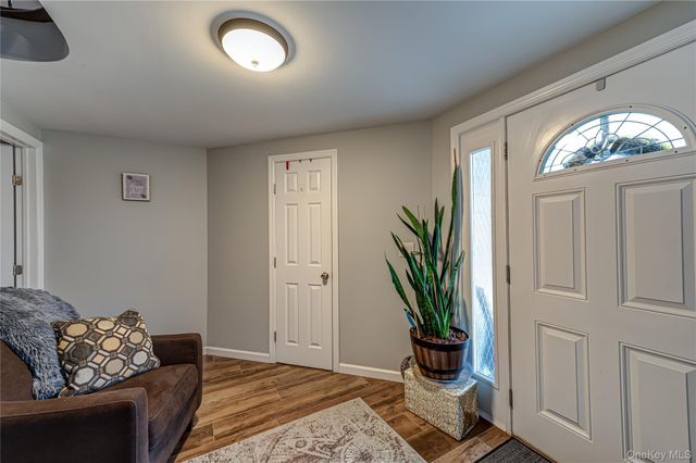 36 Leigh Street, Huntington, NY 11743
