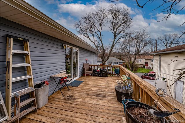 36 Leigh Street, Huntington, NY 11743