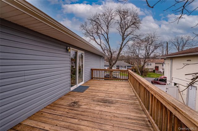 36 Leigh Street, Huntington, NY 11743