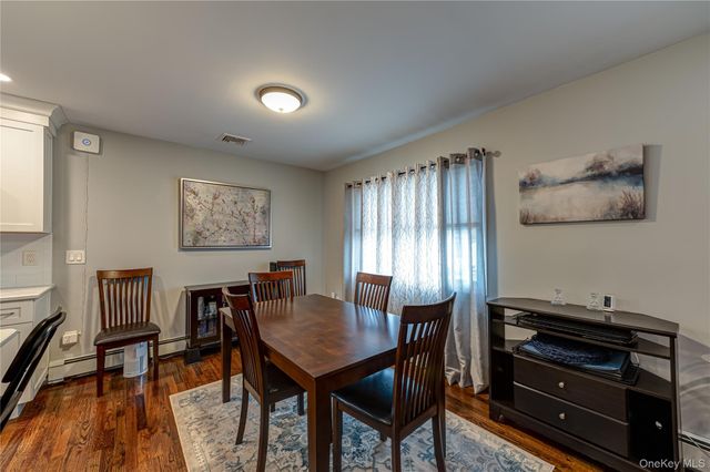 36 Leigh Street, Huntington, NY 11743