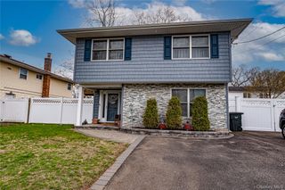 36 Leigh Street, Huntington, NY 11743