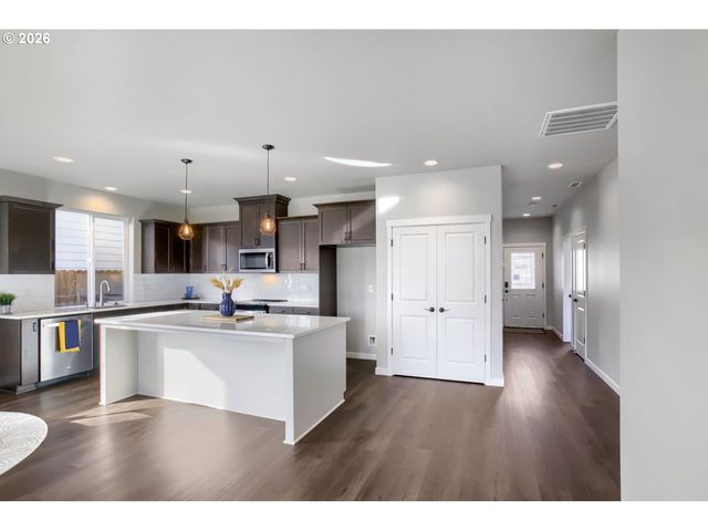 11021 Ne 131ST Ct, Vancouver, WA 98682