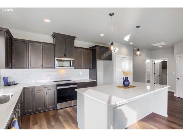 11021 Ne 131ST Ct, Vancouver, WA 98682