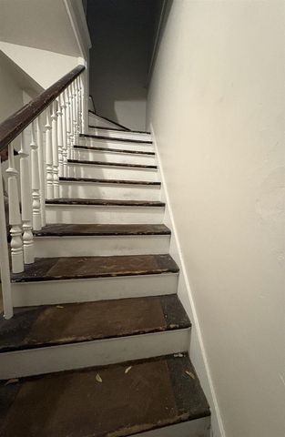 1015 E WALNUT STREET, Green Bay, WI 54301