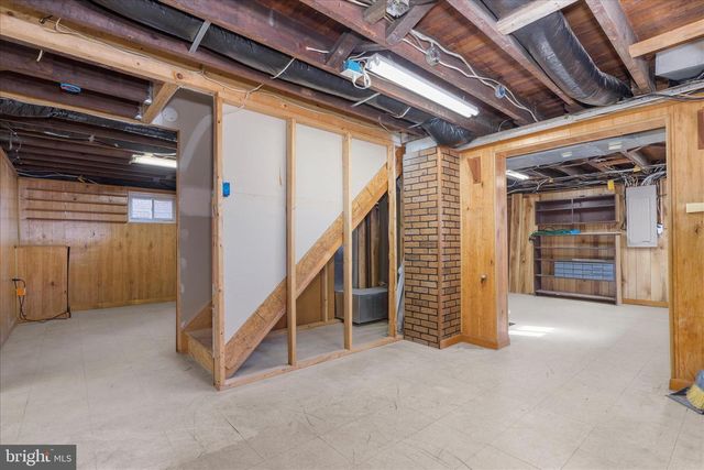 1924 SUNBERRY RD, Baltimore, MD 21222