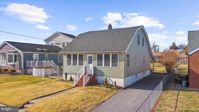 1924 SUNBERRY RD, Baltimore, MD 21222