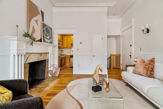 486 Beacon St 1, Boston, MA 02115