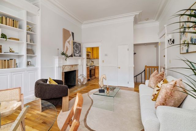 486 Beacon St 1, Boston, MA 02115