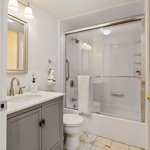 486 Beacon St 1, Boston, MA 02115
