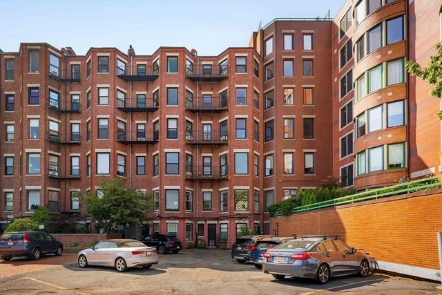 486 Beacon St 1, Boston, MA 02115