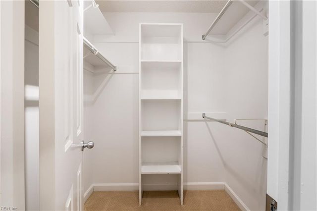 423 Harbour Pt Apt 102, Virginia Beach, VA 23451