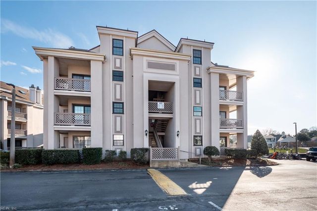 423 Harbour Pt Apt 102, Virginia Beach, VA 23451
