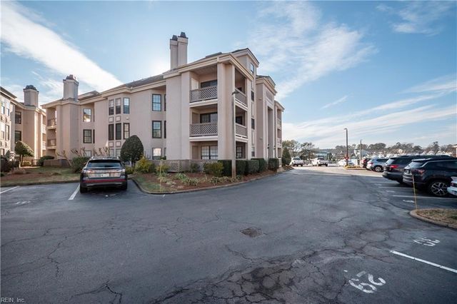 423 Harbour Pt Apt 102, Virginia Beach, VA 23451
