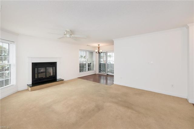 423 Harbour Pt Apt 102, Virginia Beach, VA 23451