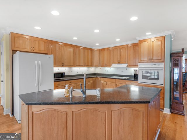 540 Davis Road, Locust Grove, GA 30248