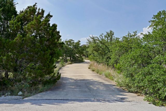21216 Bertram LN, Spicewood, TX 78669