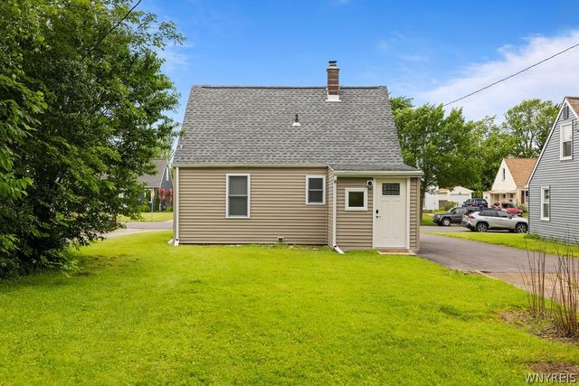 112 Larch Road, Amherst, NY 14226