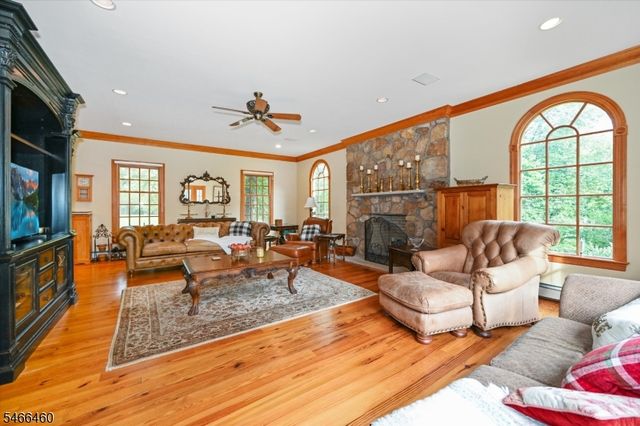 602 Grandview Ter, Franklin Lakes Boro, NJ 07417