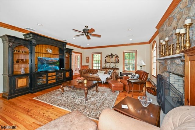 602 Grandview Ter, Franklin Lakes Boro, NJ 07417