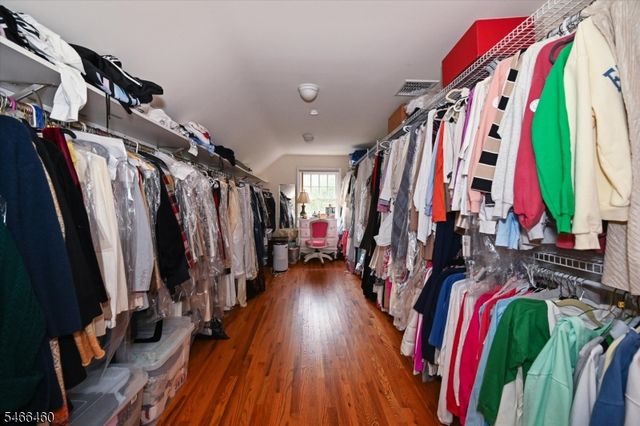 602 Grandview Ter, Franklin Lakes Boro, NJ 07417