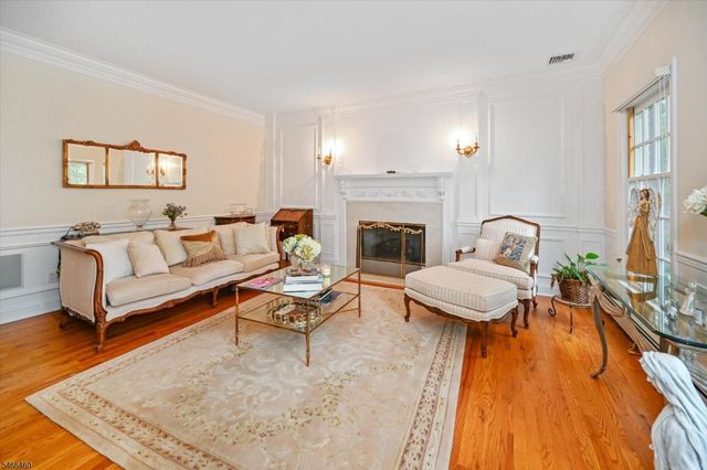 602 Grandview Ter, Franklin Lakes Boro, NJ 07417