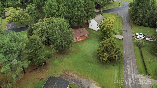203 Dillon Drive, Statesville, NC 28625