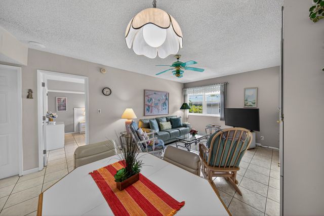 221 SE 9th Avenue 203, Pompano Beach, FL 33060