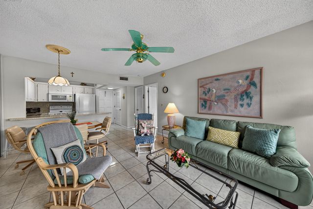 221 SE 9th Avenue 203, Pompano Beach, FL 33060