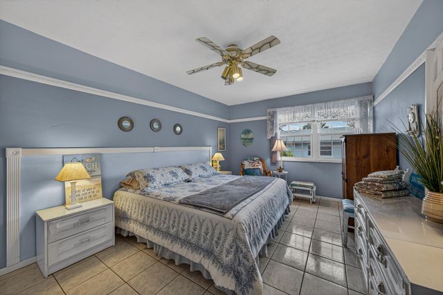 221 SE 9th Avenue 203, Pompano Beach, FL 33060