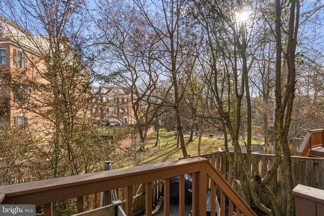 3802 VERMONT CT, Alexandria, VA 22304