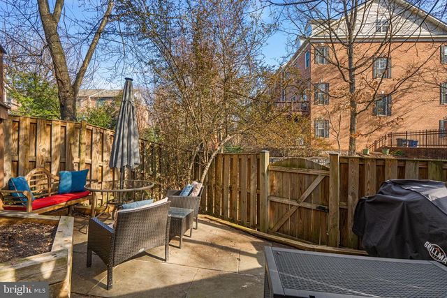 3802 VERMONT CT, Alexandria, VA 22304