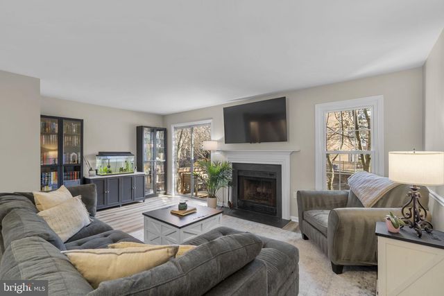 3802 VERMONT CT, Alexandria, VA 22304