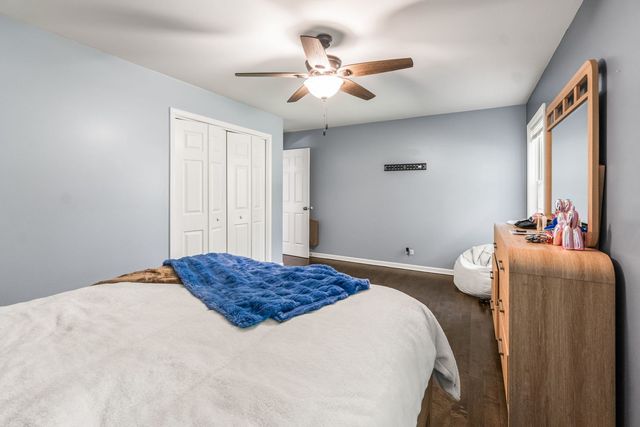 40233 N Lakeview Avenue, Antioch, IL 60002