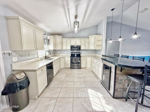 21382 NW Paradise Lane, Altha, FL 32421