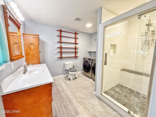 21382 NW Paradise Lane, Altha, FL 32421