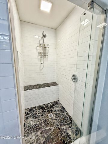 21382 NW Paradise Lane, Altha, FL 32421