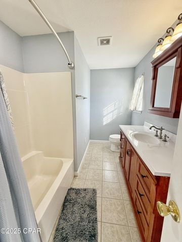 21382 NW Paradise Lane, Altha, FL 32421