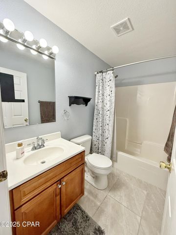 21382 NW Paradise Lane, Altha, FL 32421