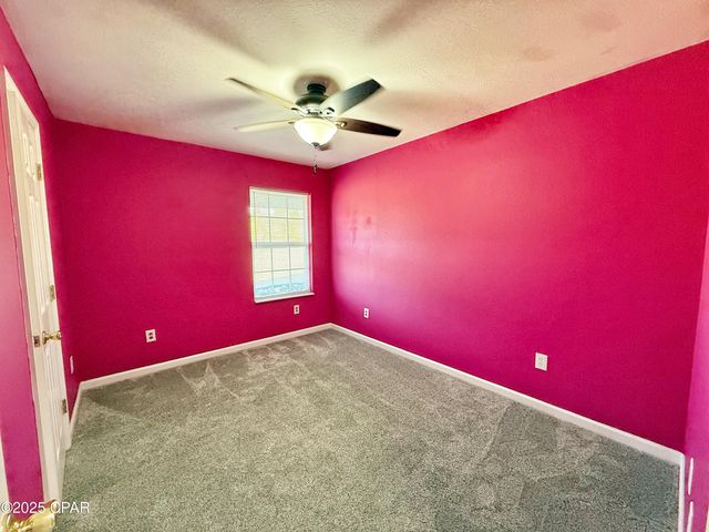 21382 NW Paradise Lane, Altha, FL 32421