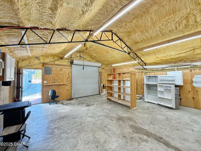 21382 NW Paradise Lane, Altha, FL 32421