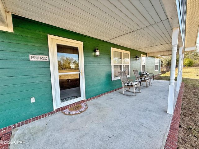 21382 NW Paradise Lane, Altha, FL 32421