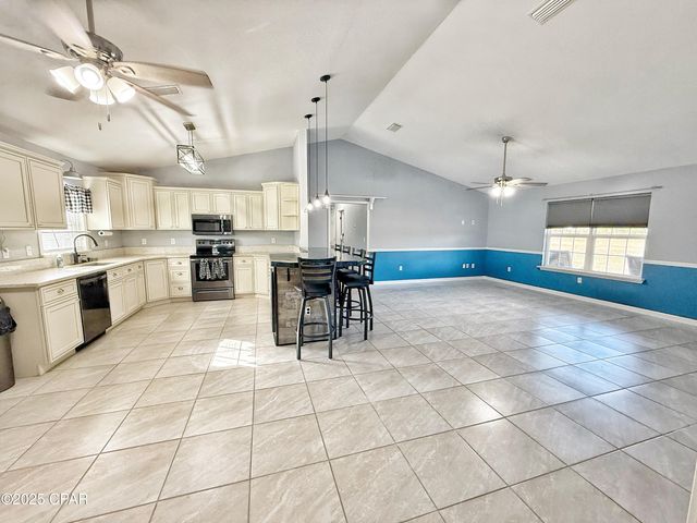 21382 NW Paradise Lane, Altha, FL 32421